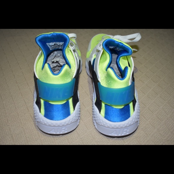 BRAND NEW WITH BOX Huarache Scream Green Remix - Picture 6 of 6